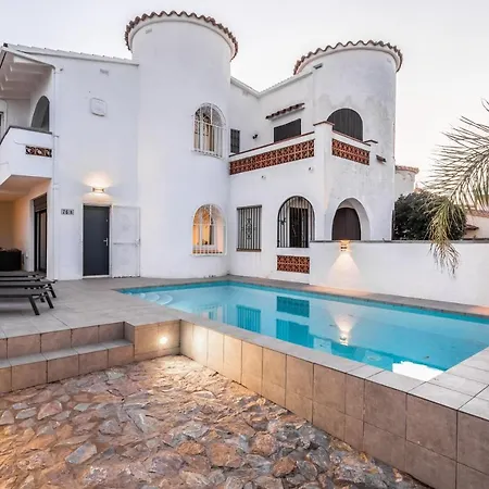 Welcs 022 Emp La Morgana Con Piscina Privada Villa Empuriabrava